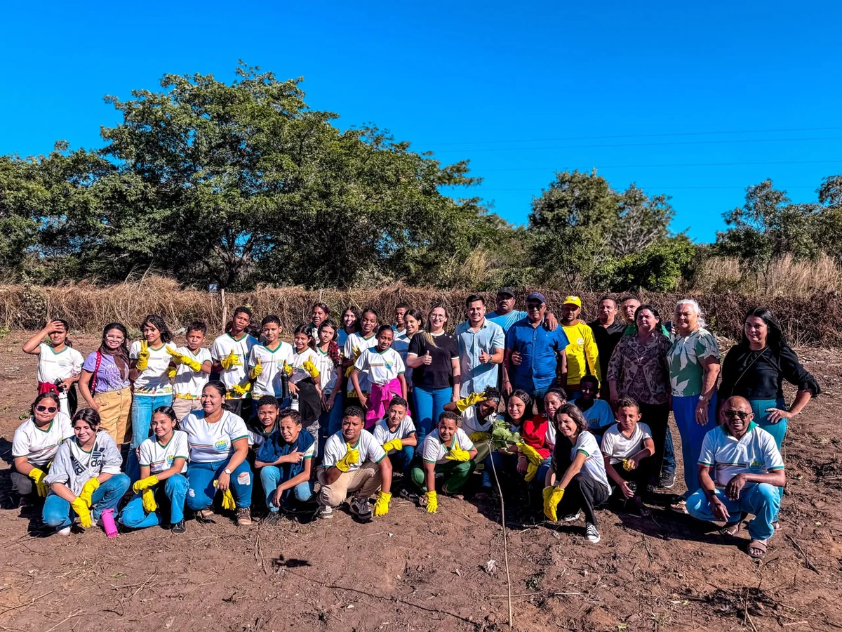 Prefeitura de São Gonçalo do Piauí promove plantio de mudas e reforça compromisso com a preservação ambiental