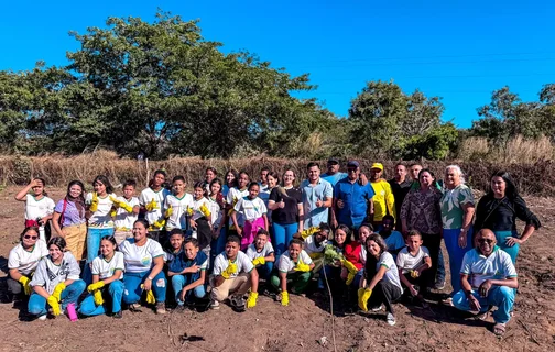 Prefeitura de São Gonçalo do Piauí promove plantio de mudas e reforça compromisso com a preservação ambiental