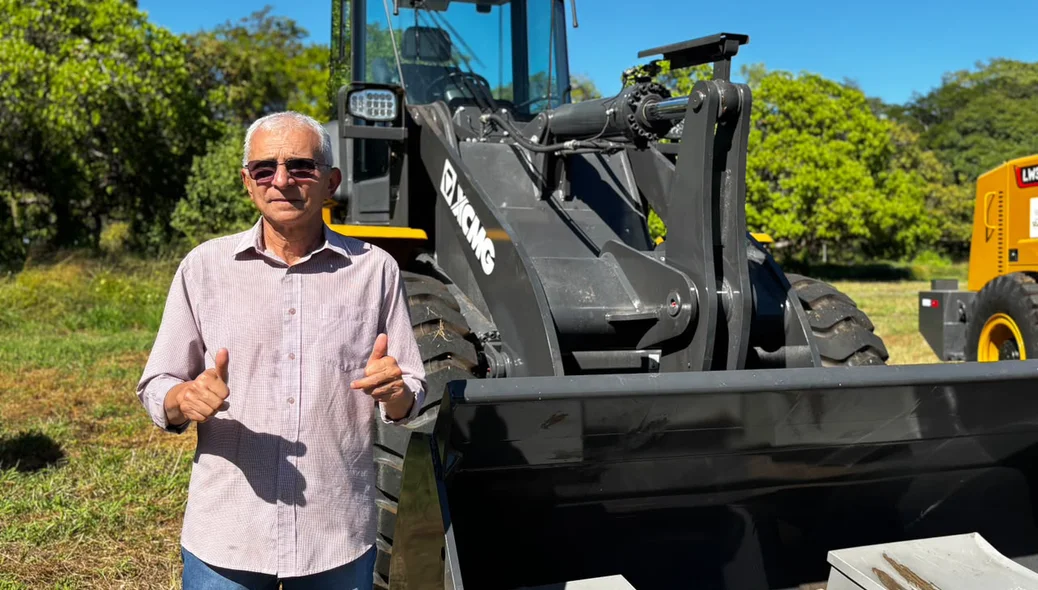 Ribeiro Gonçalves recebe equipamento
