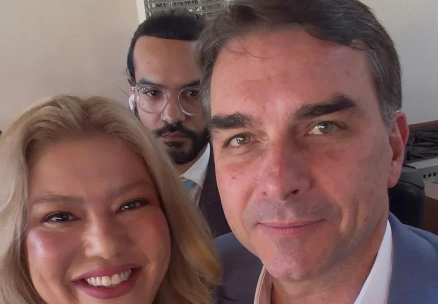 Samantha Cavalca e Flávio Bolsonaro
