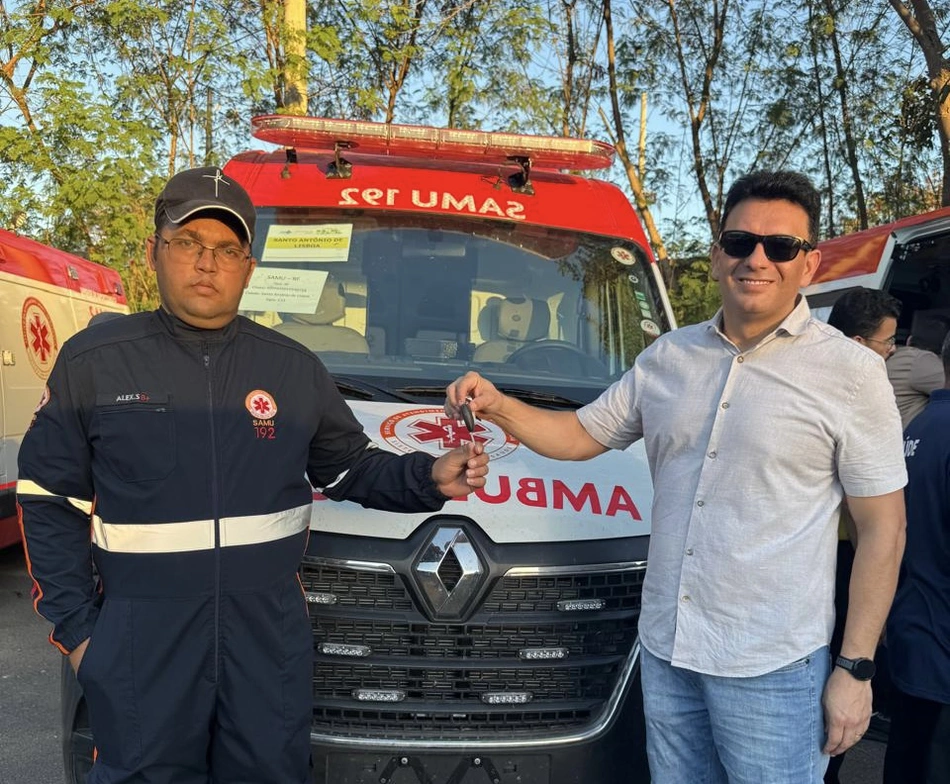 Santo Antônio de Lisboa recebe nova ambulância do SAMU e fortalece os serviços de saúde
