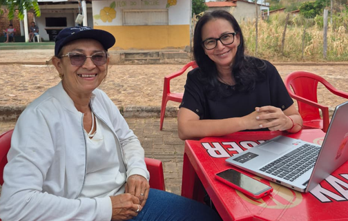 Secretária municipal de Administração e Obras, Regiane Morais, acompanhou as obras