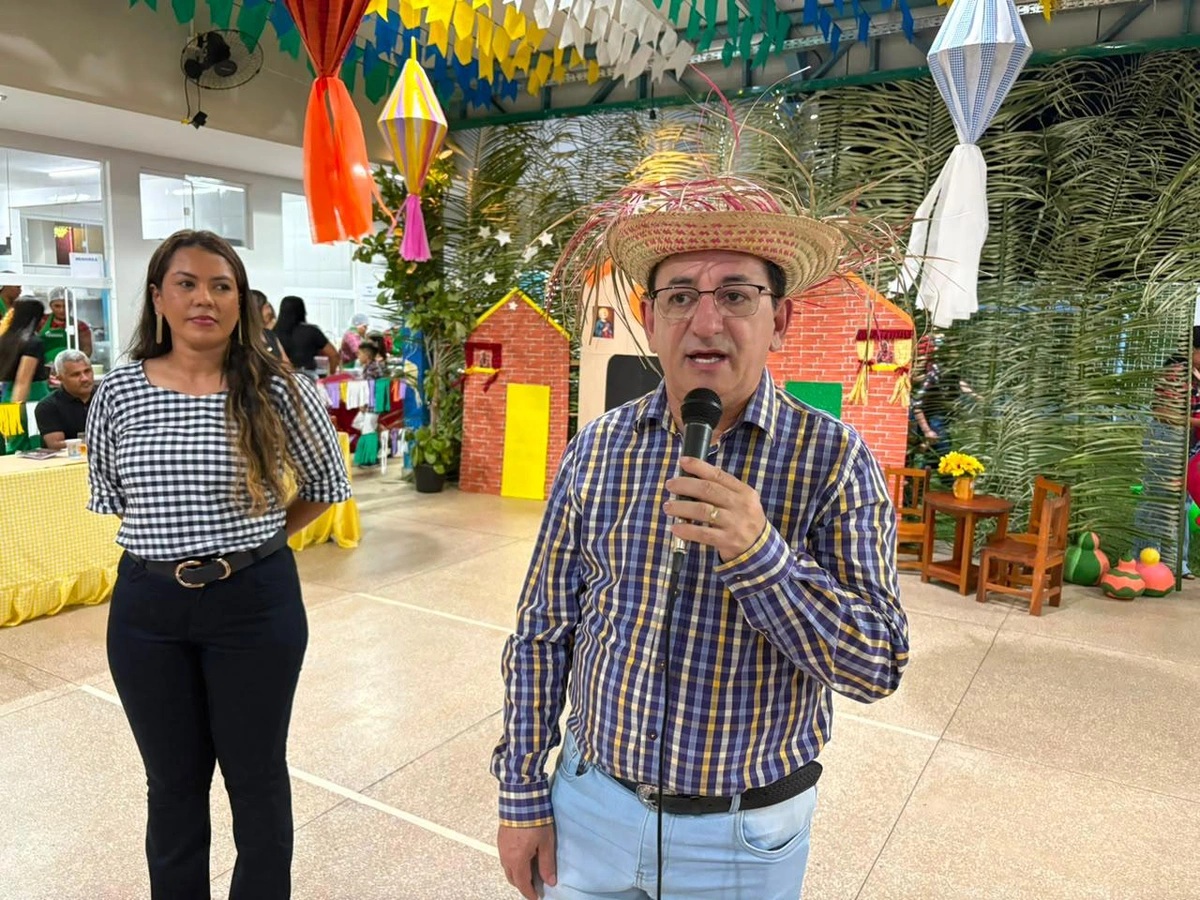 Secretário municipal de Educação, Valdemir Miranda