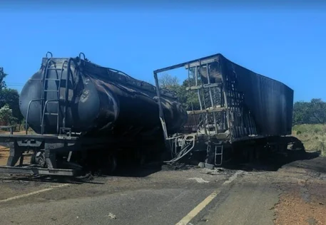 Semarh descarta danos ambientais após explosão de caminhões na BR 316 no Piauí