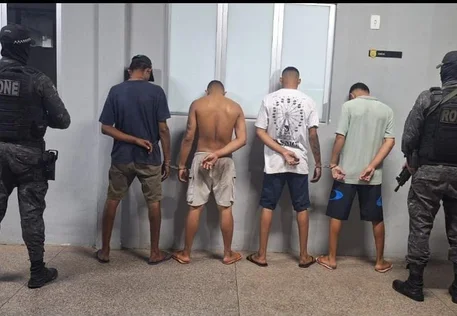 Polícia Militar prende três suspeitos de envolvimento em homicídios na Vila Cristalina