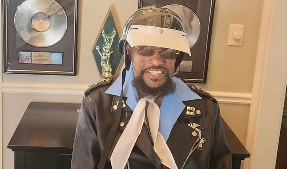 Victor Willis, vocalista do Village People, morre aos 74 anos