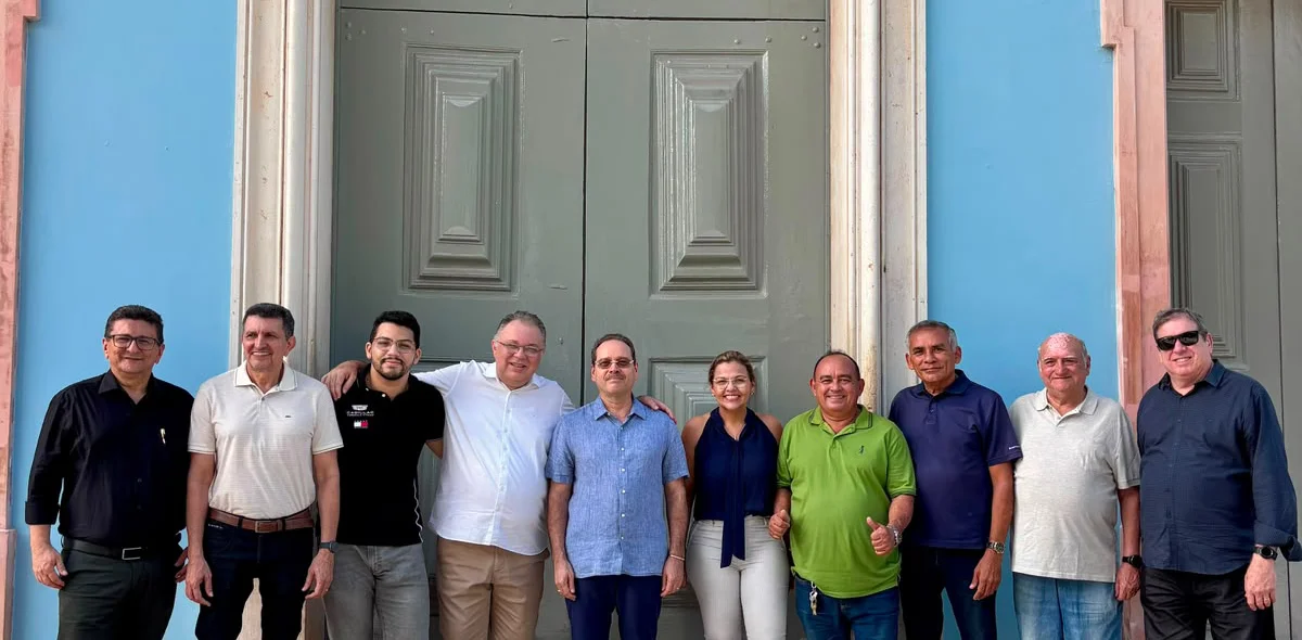 Visita às obras de reconstrução da catedral de Parnaíba
