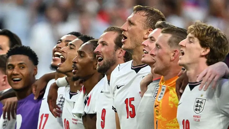 Wonderwall virou o “hino” da Inglaterra na Copa do Mundo.