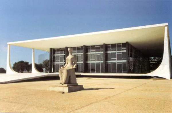   A ação foi ajuizada pela Procuradoria-Geral da República