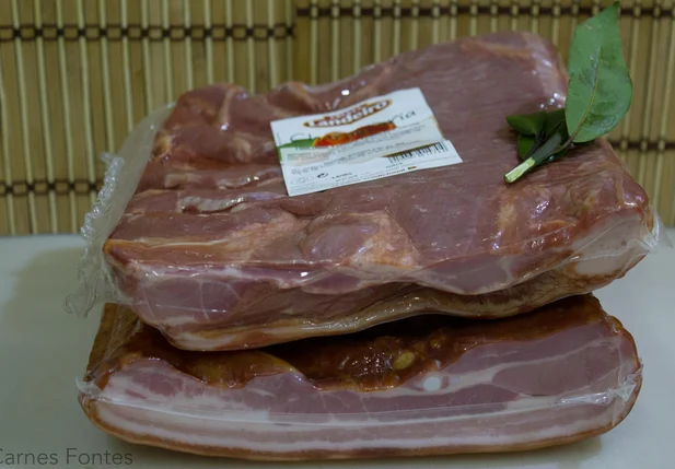 Idosa britânica se livra de assalto com golpes de bacon 