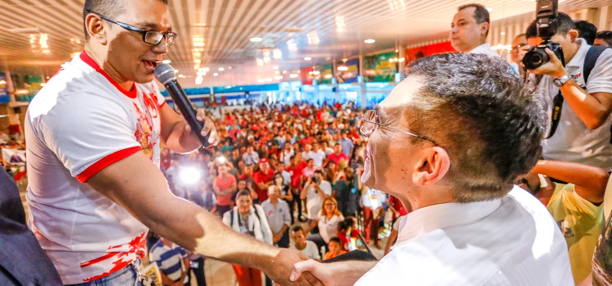 Amadeu cumprimenta candidato a vereador do PTB 
