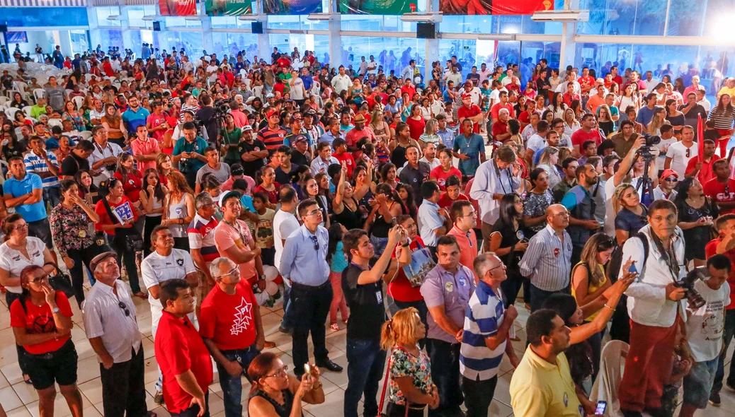 Convenção do PTB reuniu grande número de pessoas