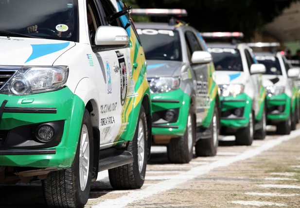 Carros da Polícia Militar