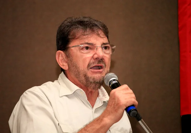 Wilson Martins