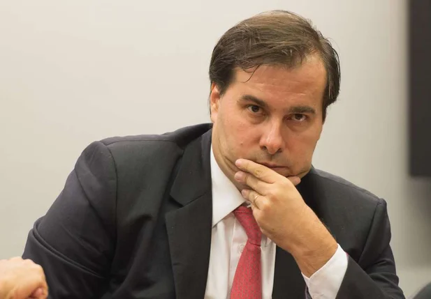 Dívida de estados e teto de gastos serão prioridades, diz Maia