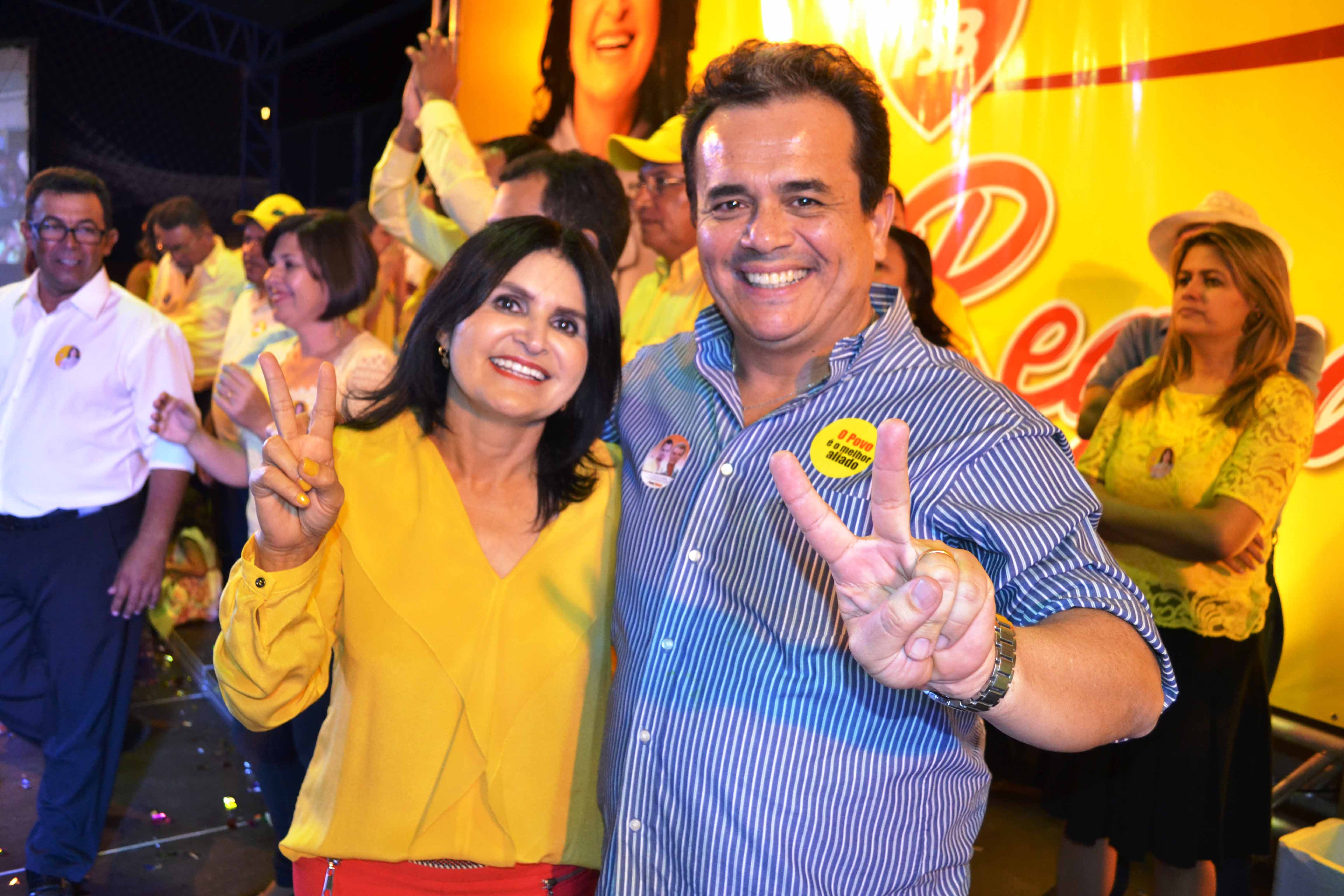 Regina Coeli e Henrique Pires