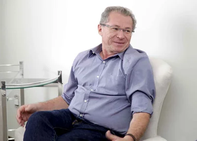 Deputado federal Assis Carvalho