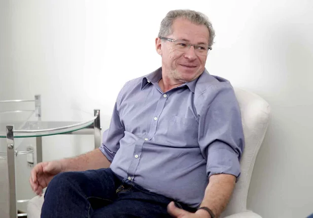 Deputado federal Assis Carvalho