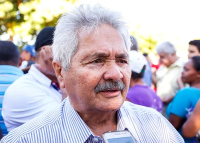 Elmano férrer