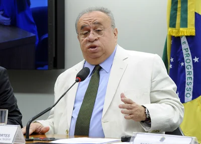 Deputado Heráclito Fortes