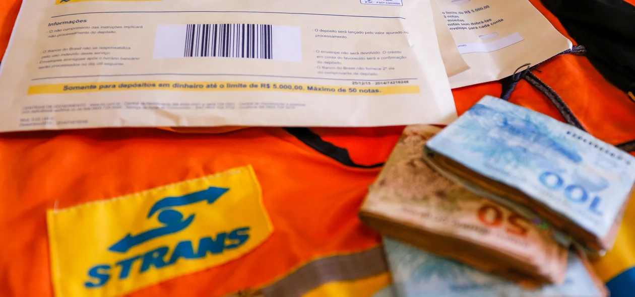 Envelopes  de banco também foi  encontrados durante a operação