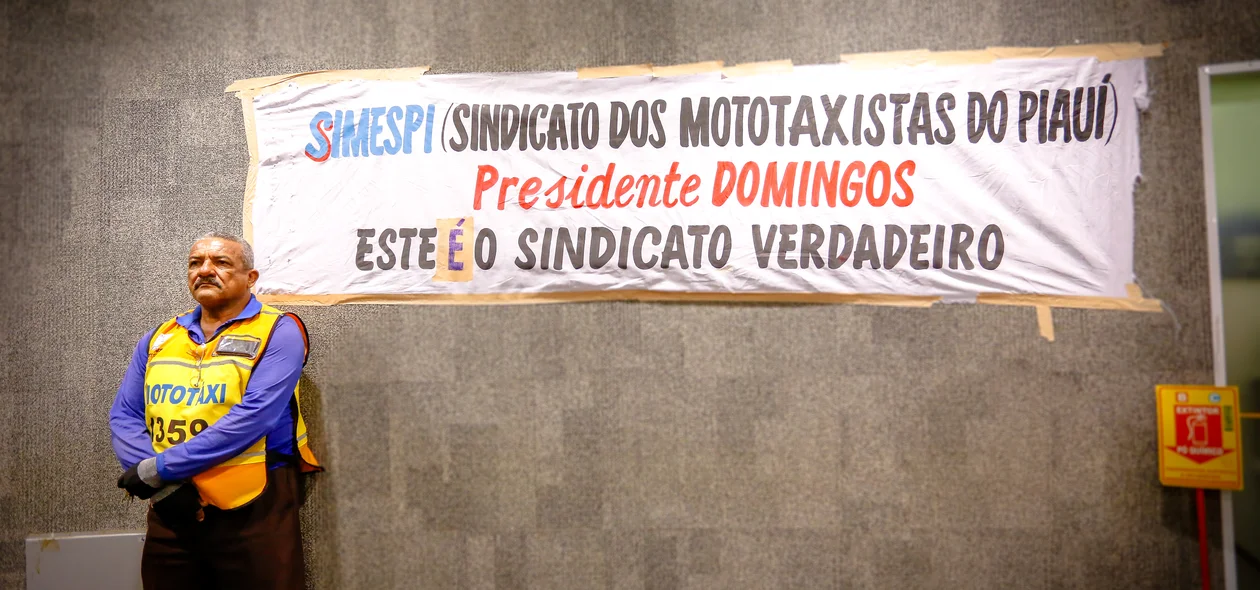 Manifestação dos Mototaxistas na Câmara dos vereadores 