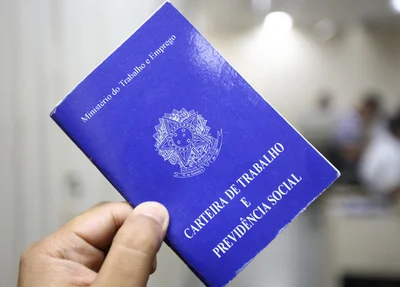 Brasil só deve recuperar estoque de empregos em 2021