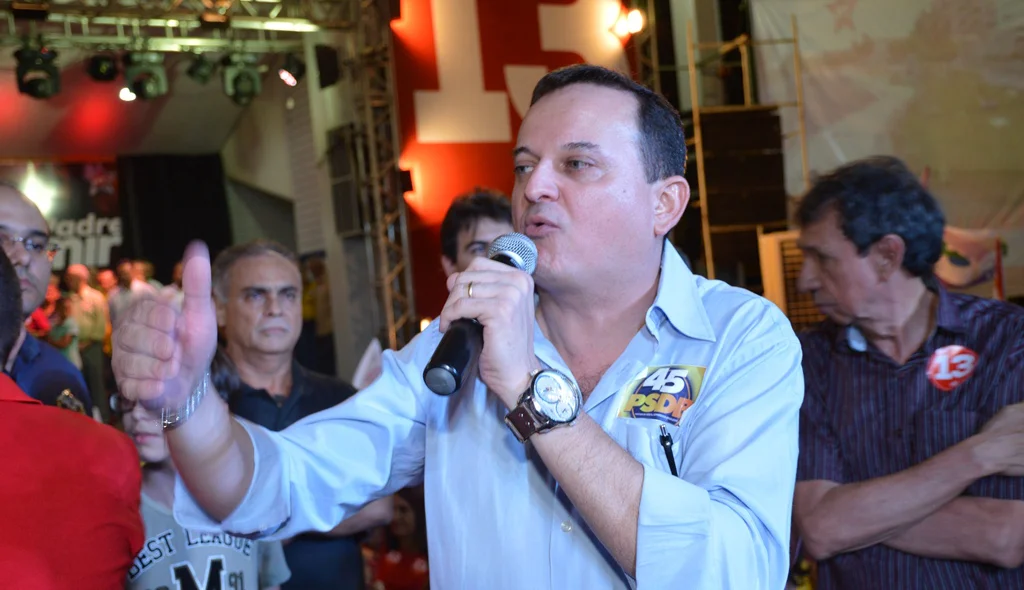 Gutenberg Rocha (PSDB) anuncia apoio ao Padre Walmir.