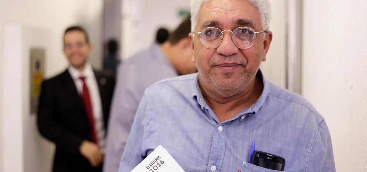 Juiz Francisco Ferreira da 30ª Zona Eleitoral, localizada na cidade de São Pedro