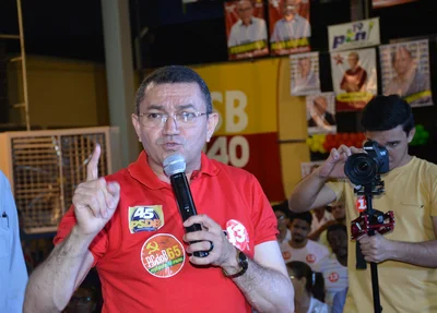 Padre Walmir.