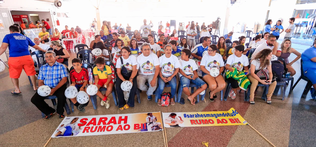 A concentração aconteceu no SESC 