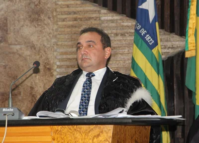 Presidente do TJ Erivan Lopes