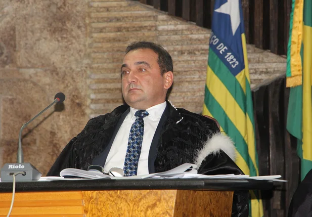 Presidente do TJ Erivan Lopes