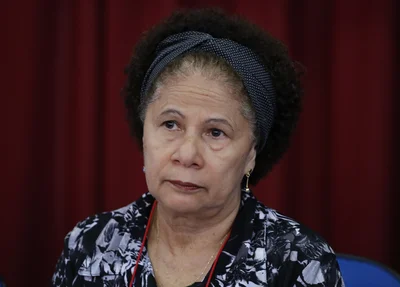Regina Sousa 