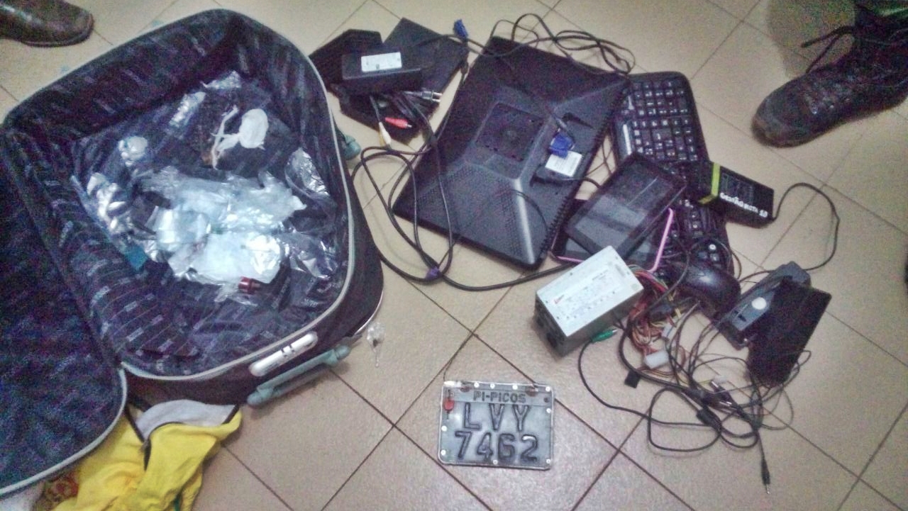 Material encontrado na residência do acusado