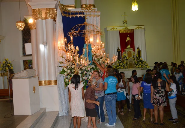 Católicos celebram 166  anos de devoção a padroeira de Picos