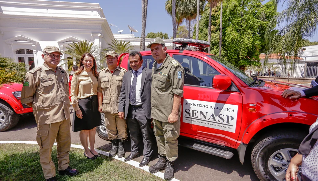Entrega das viaturas do Corpo de Bombeiros do Piauí