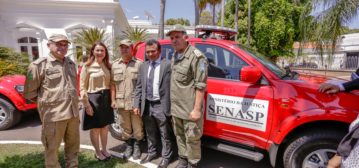 Entrega das viaturas do Corpo de Bombeiros do Piauí