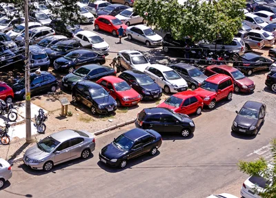 Estacionamento irregular no TJ