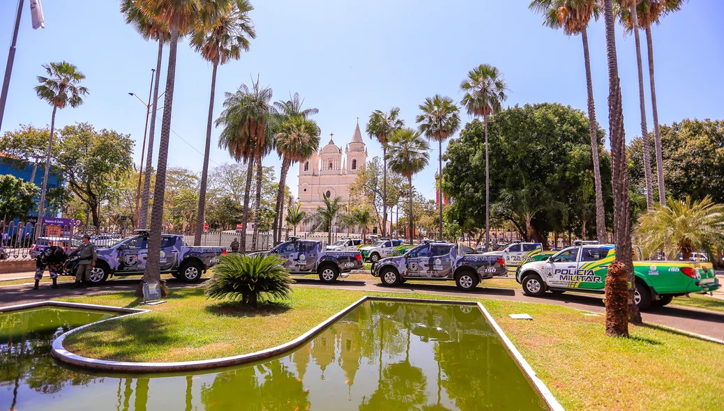 Viaturas da polícia Militar  