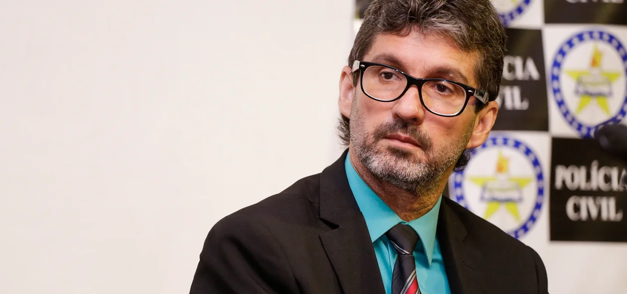 Delegado Roberto Carlos Sales, diretor da Acadepol