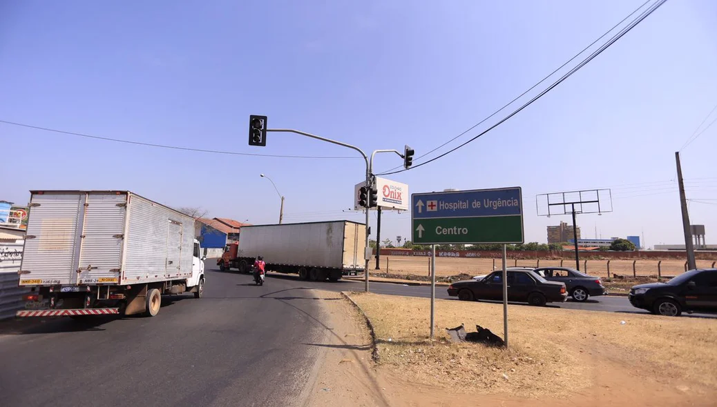 Congestionamento no balão da Miguel Rosa