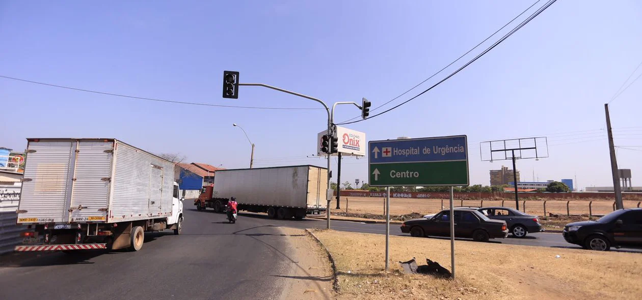 Congestionamento no balão da Miguel Rosa