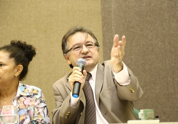 Deputado Merlong Solano 