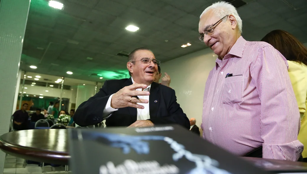 Lançamento do Livro Valdeci Cavalcante 