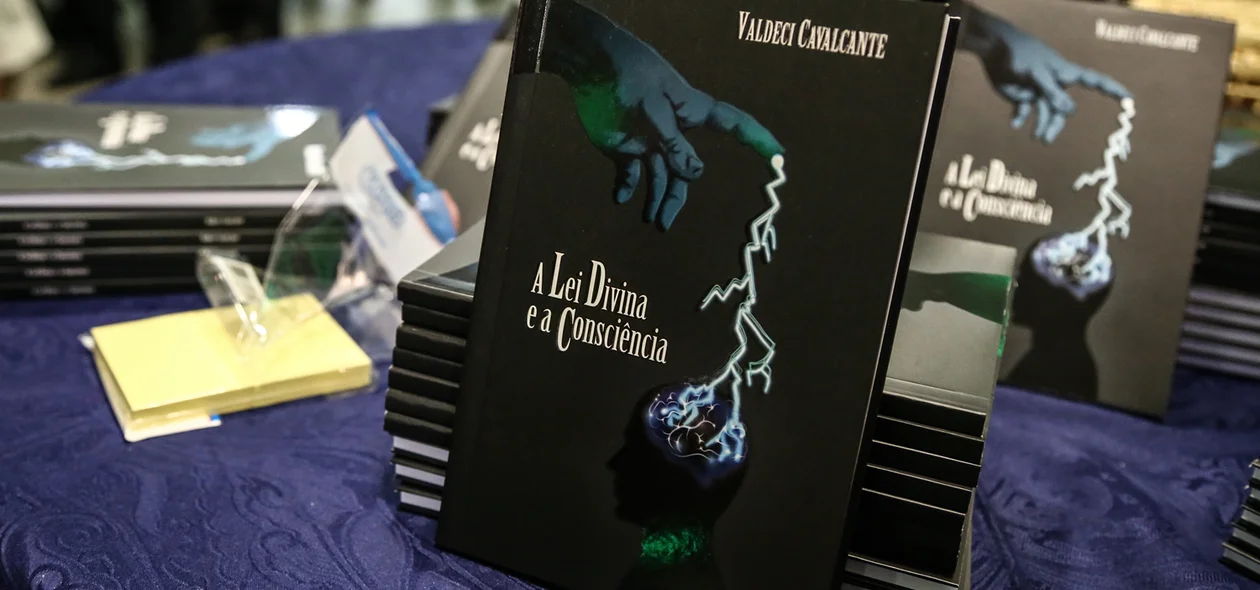 Livro  A Lei Divina e a Consciência 