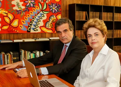 José Eduardo Cardozo e Dilma Rousseff