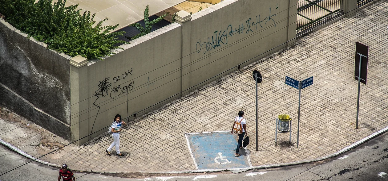 Rua Arlindo Nogueira com Aveninda  Frei Serafim