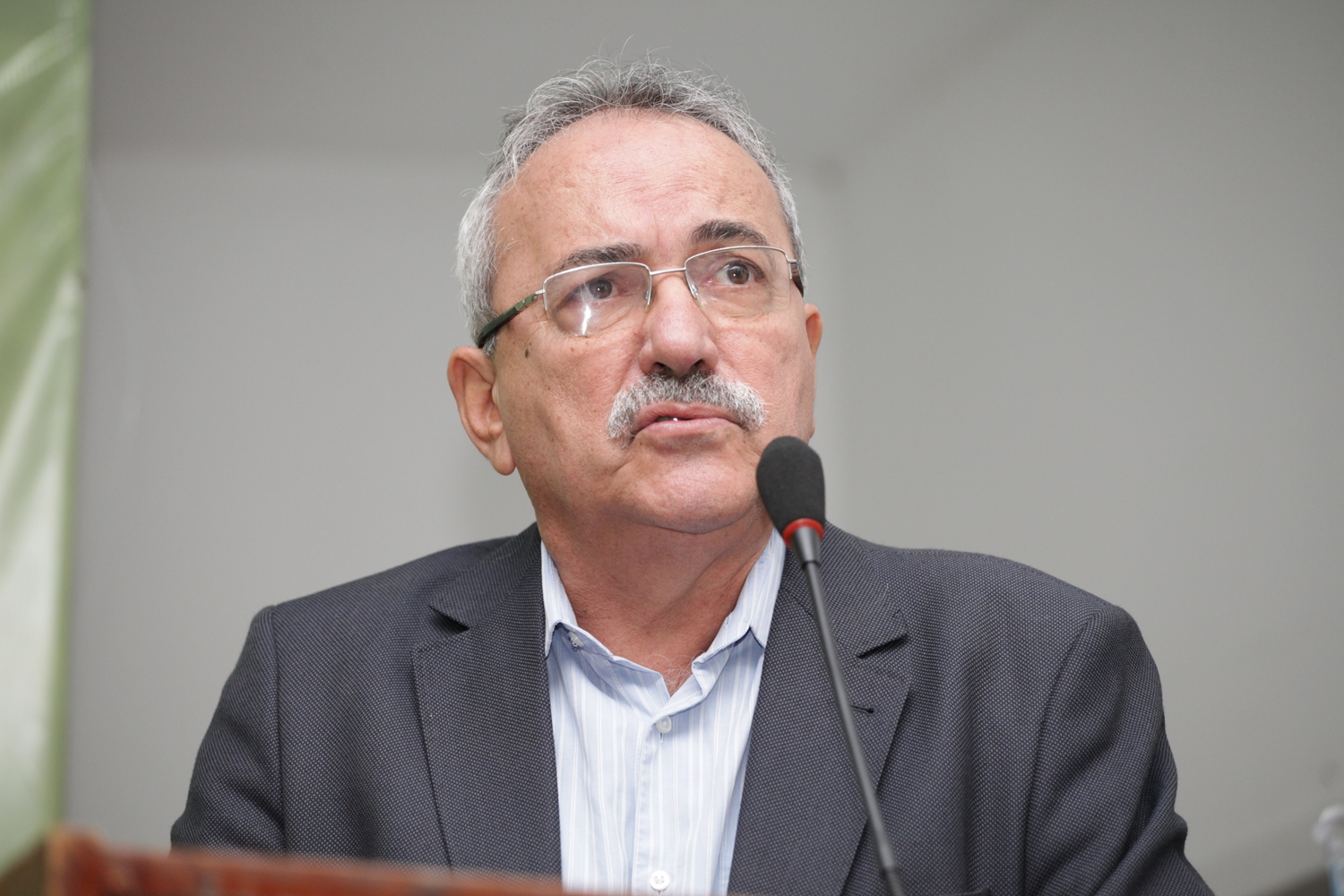 Secretário Átila Lira