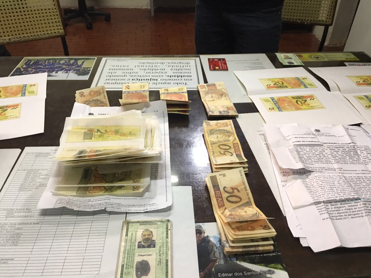 Cédulas falsas apreendidas em Piripiri
